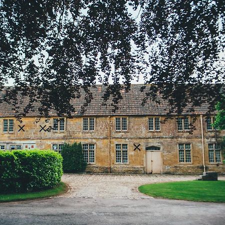 North Cadbury Court Coach Houses 외부 사진